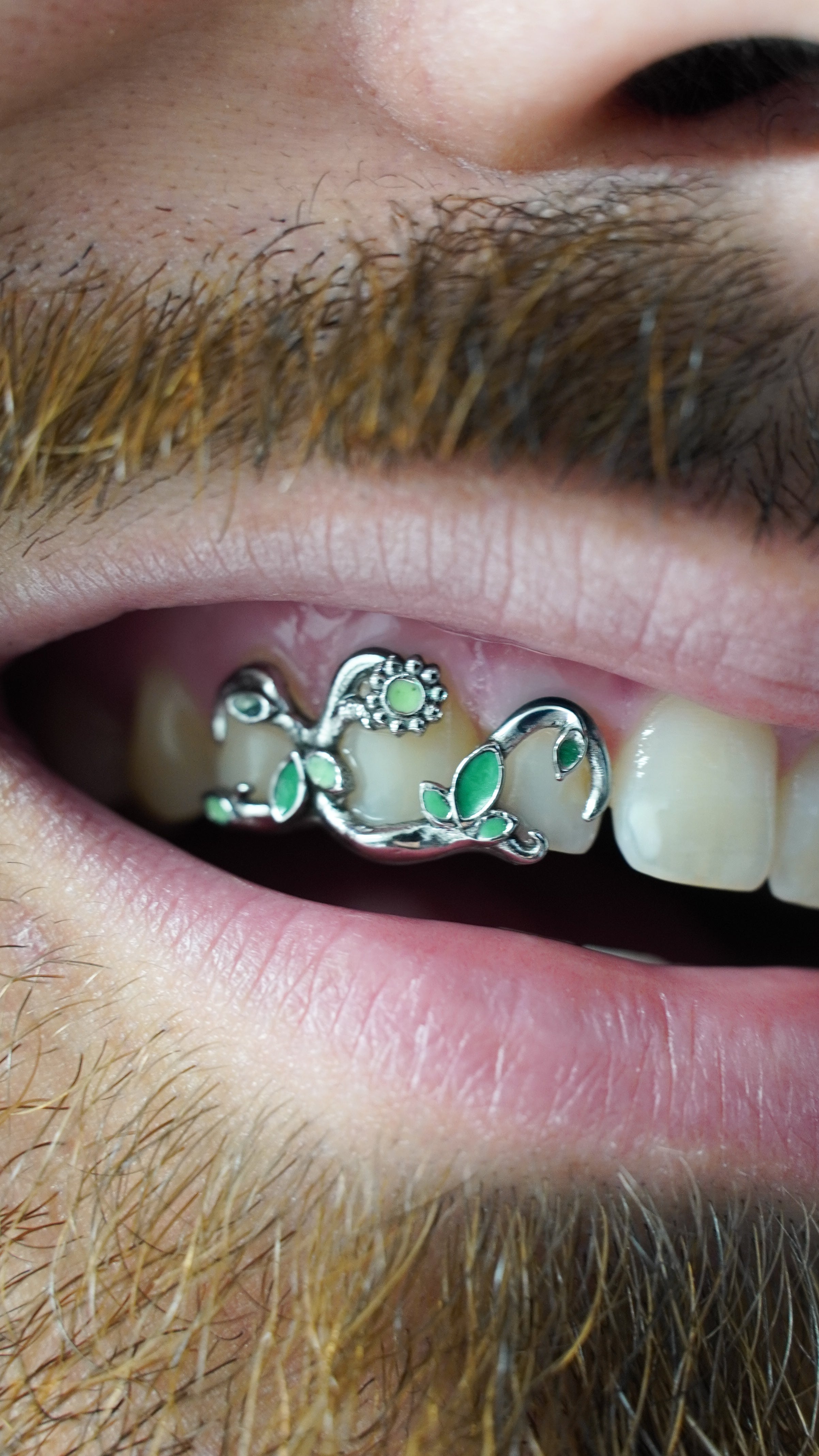 Compo Florale - 3 Dents Yell Lab